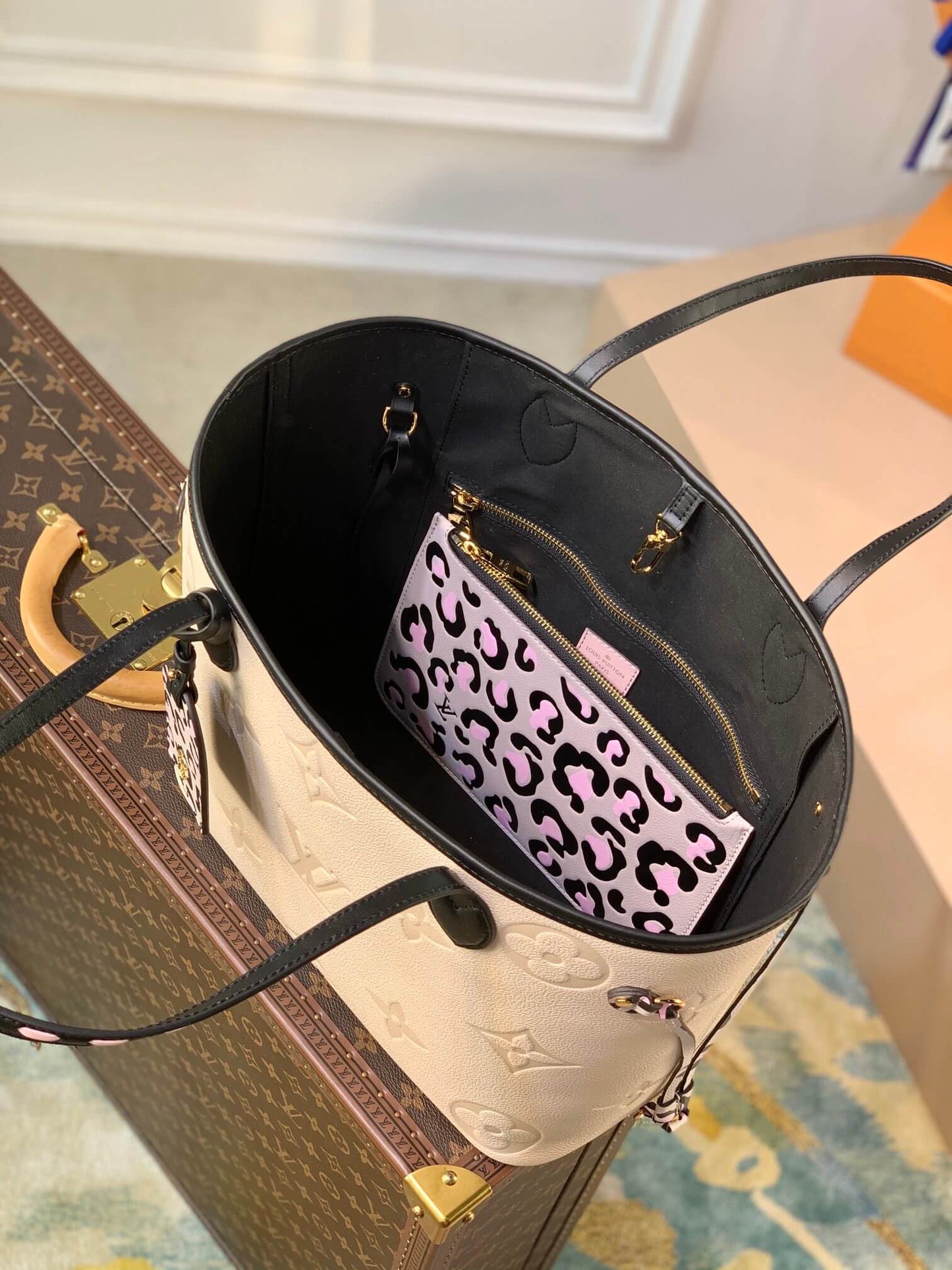 m58525 match neverfull monogram handbag white calfskin monogram