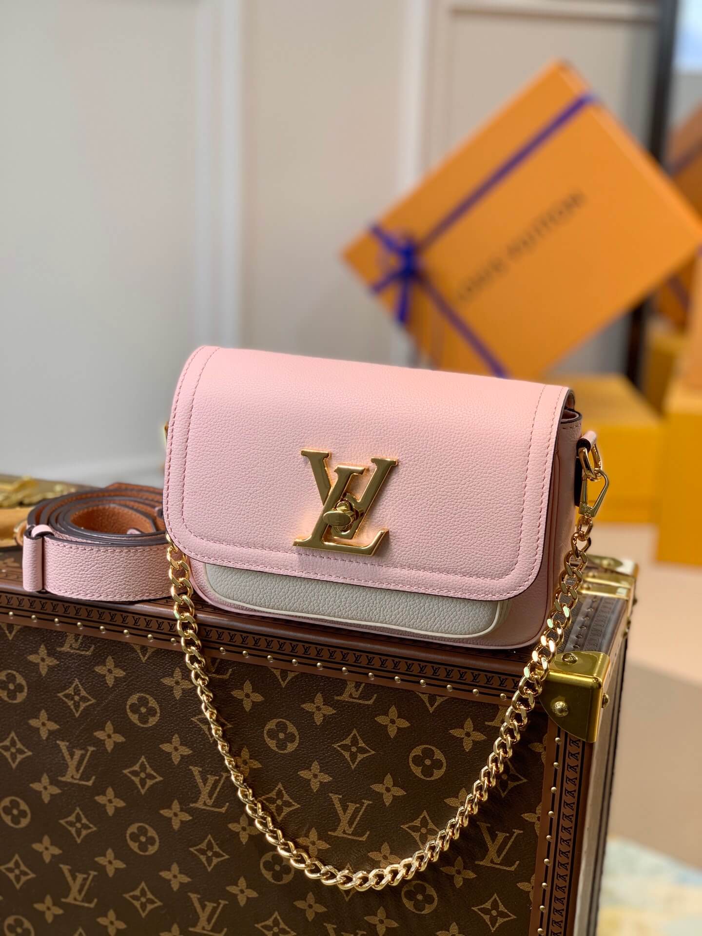 m58555 lockme tender shoulder bag cross body bags pink lambskin