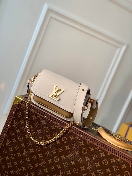 m58557 lockme tender shoulder bag cross body bags dirty white lambskin