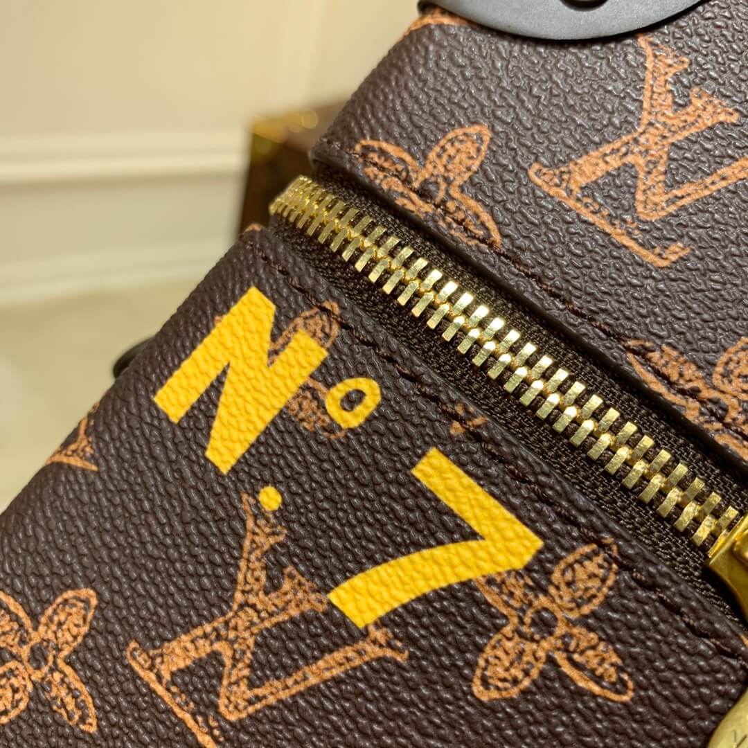 m59664 vertical box trunk green virgil abloh monogram 22cm