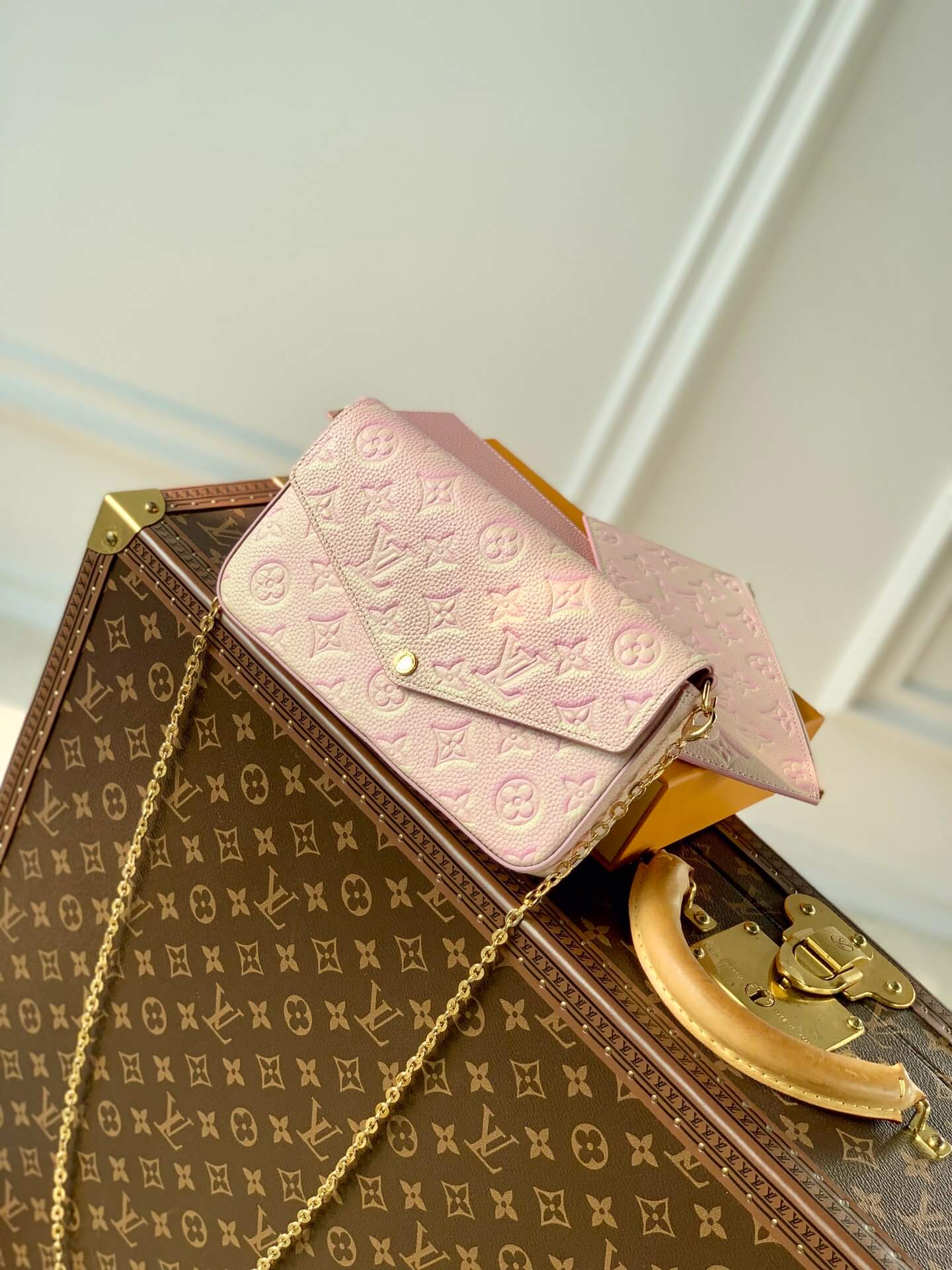 m61276 felicie pochette clutch bag shoulder bag monogram canvas pink