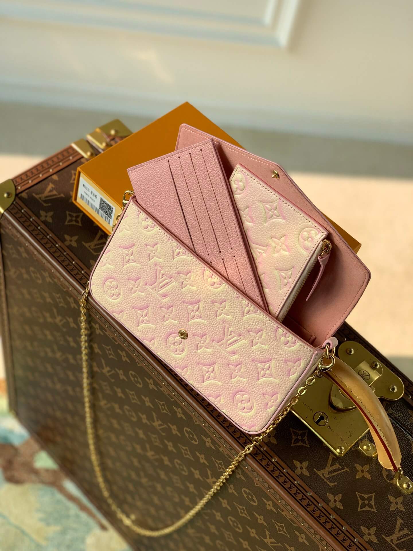 m61276 felicie pochette clutch bag shoulder bag monogram canvas pink