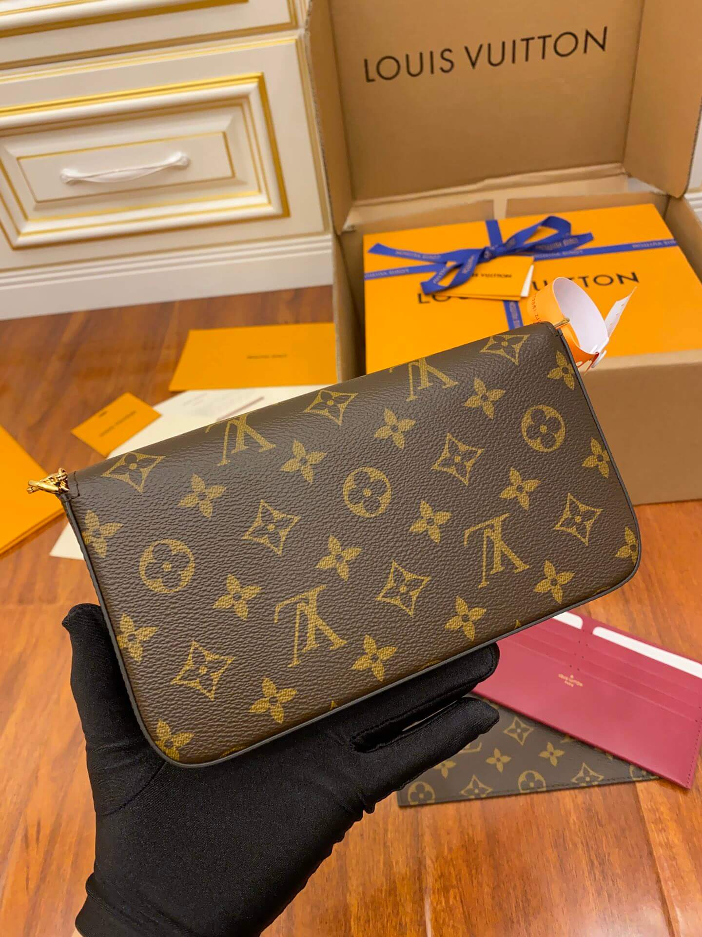 m61276 felicie pochette clutch bag shoulder bag monogram canvas brown