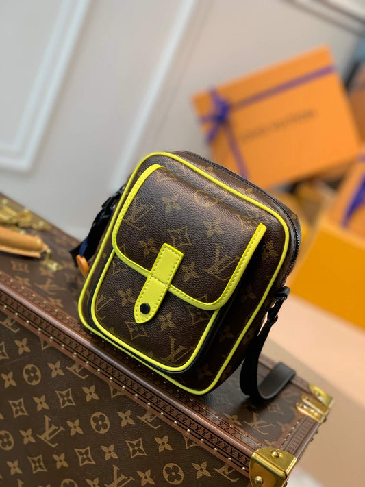 m69404 wearable wallet shoulder bag cross body bags yellow cowhide monogram