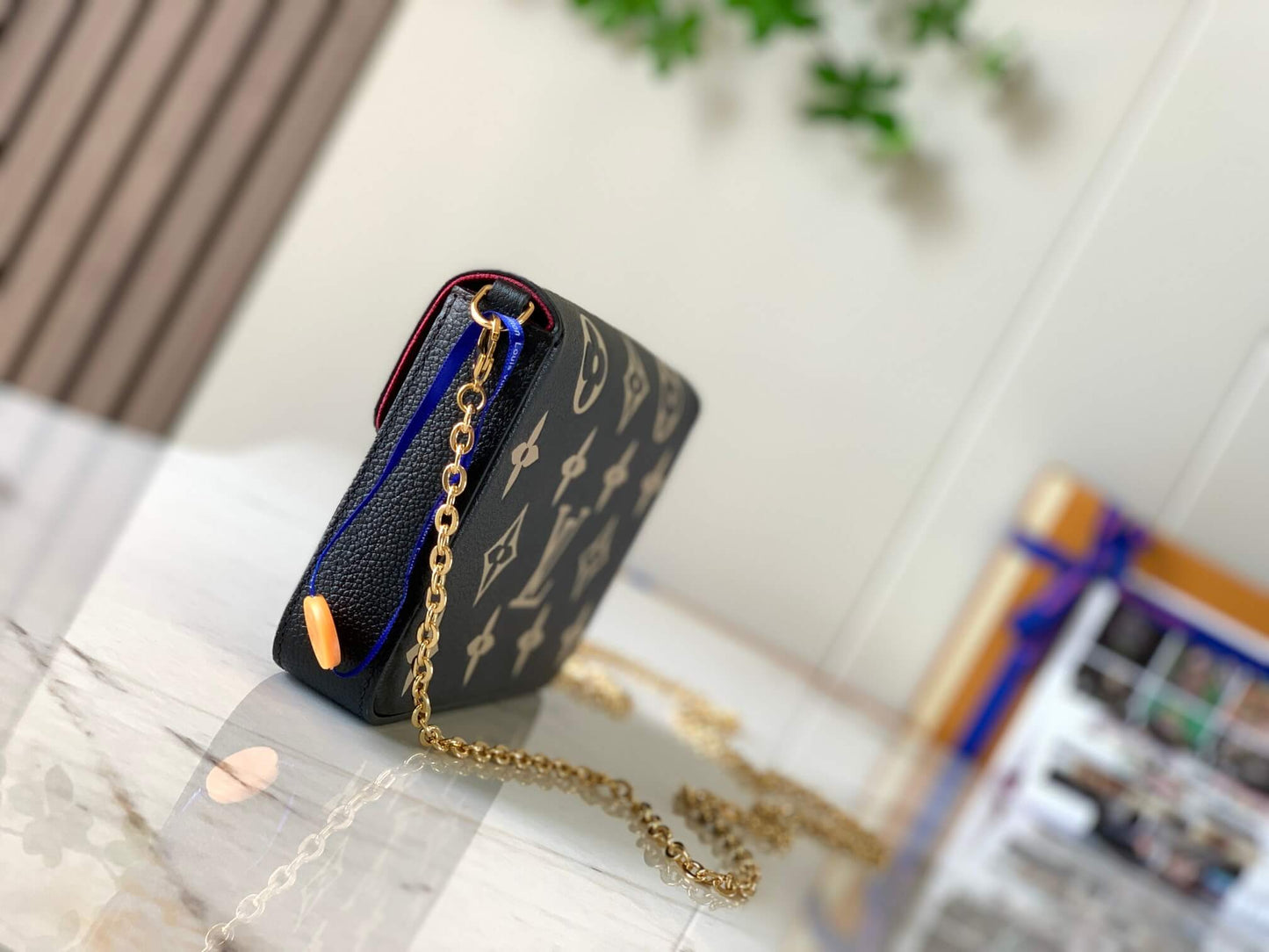 m80482 felicie pochette clutch bag shoulder bag monogram empreinte black