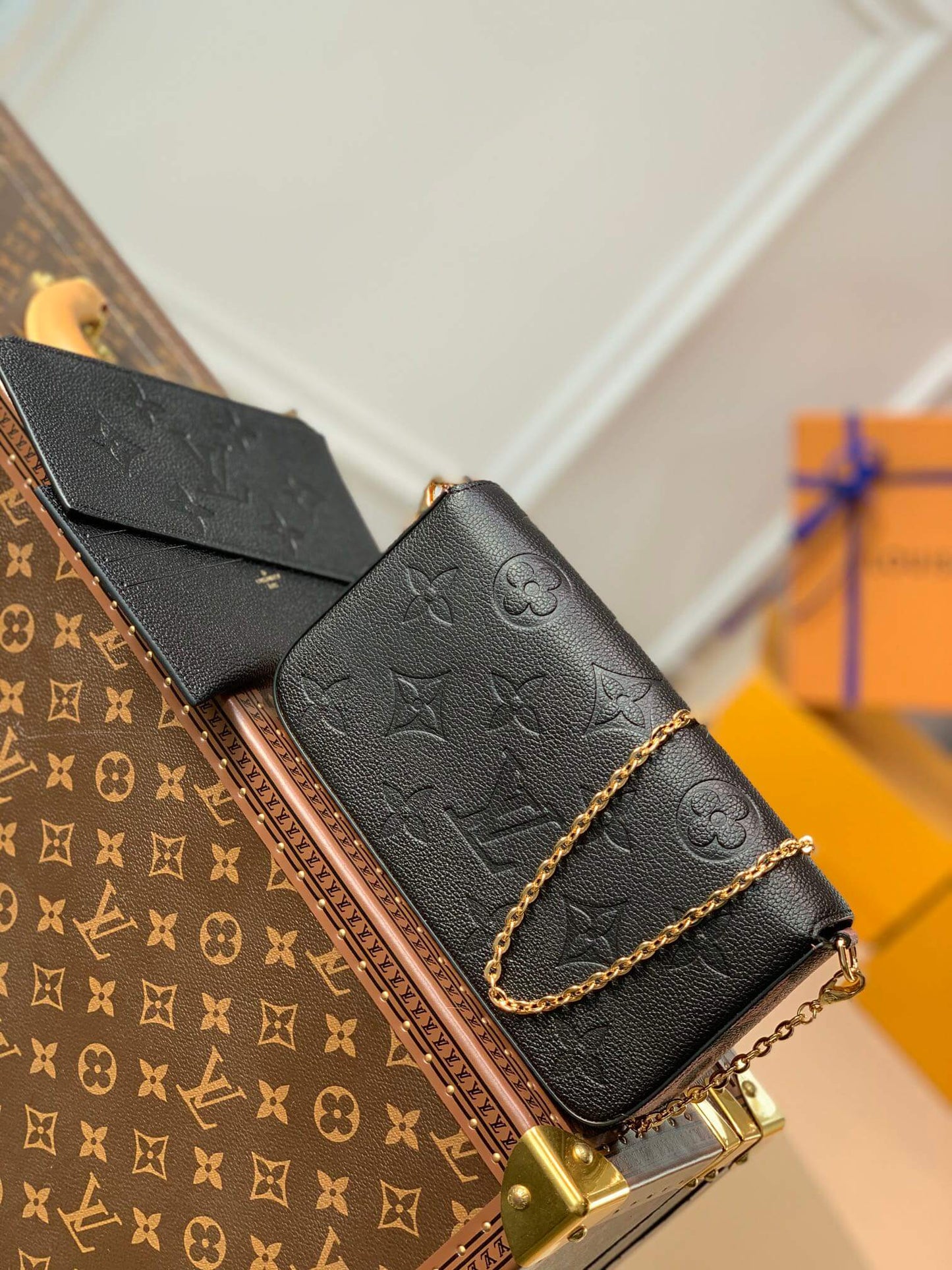 m80679 felicie pochette clutch bag shoulder bag cross body bags mini black