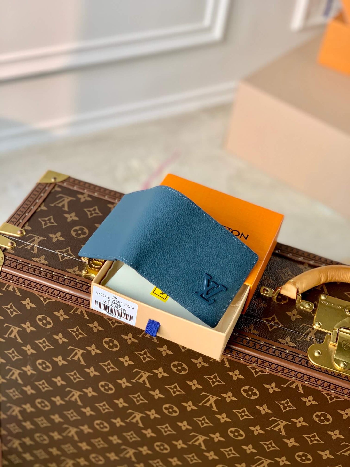 m81026 aerogram wallet blue calfskin