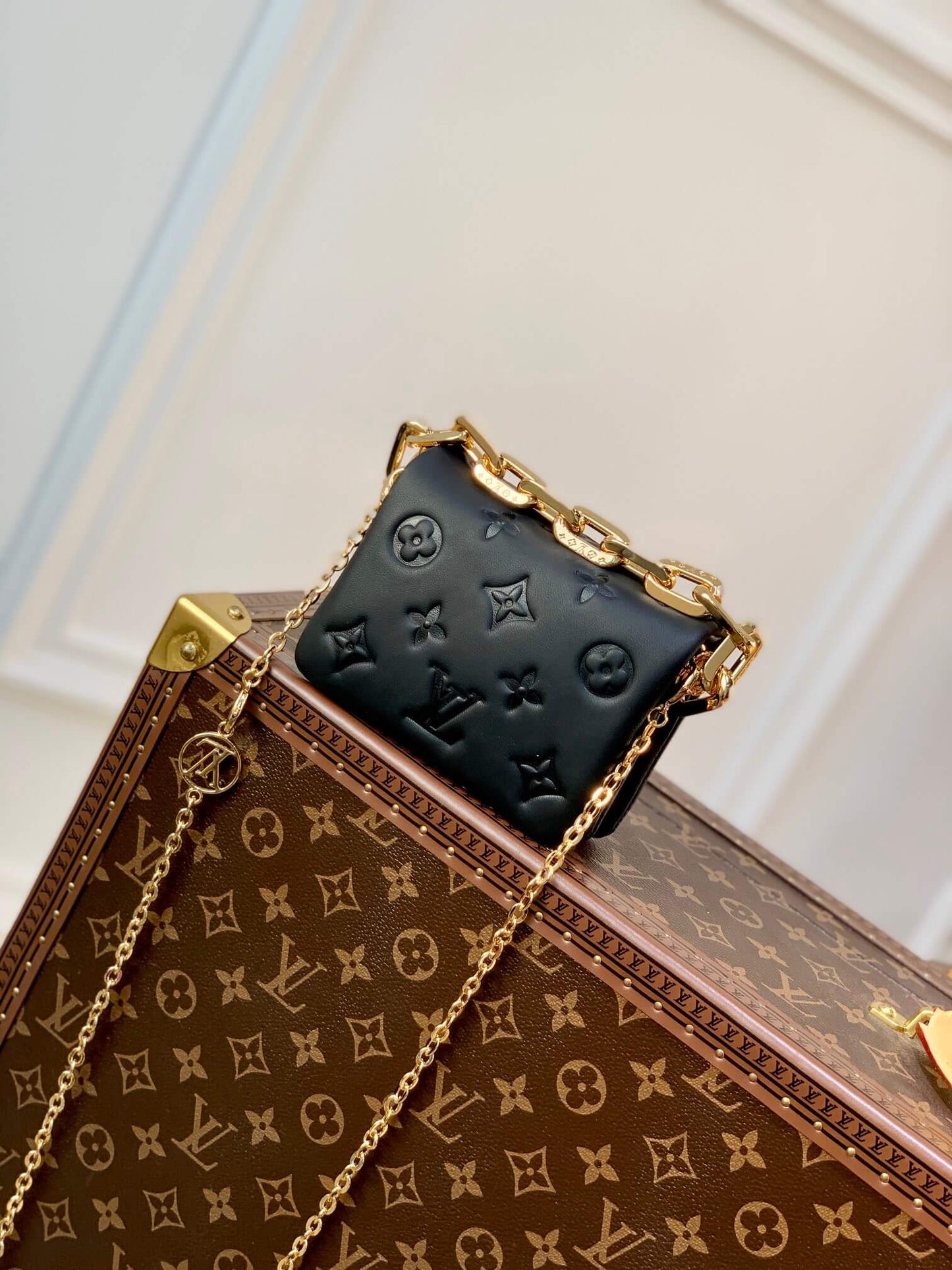 m81125 handbag shoulder bag cross body bags calfskin dirty black embossing micro metis