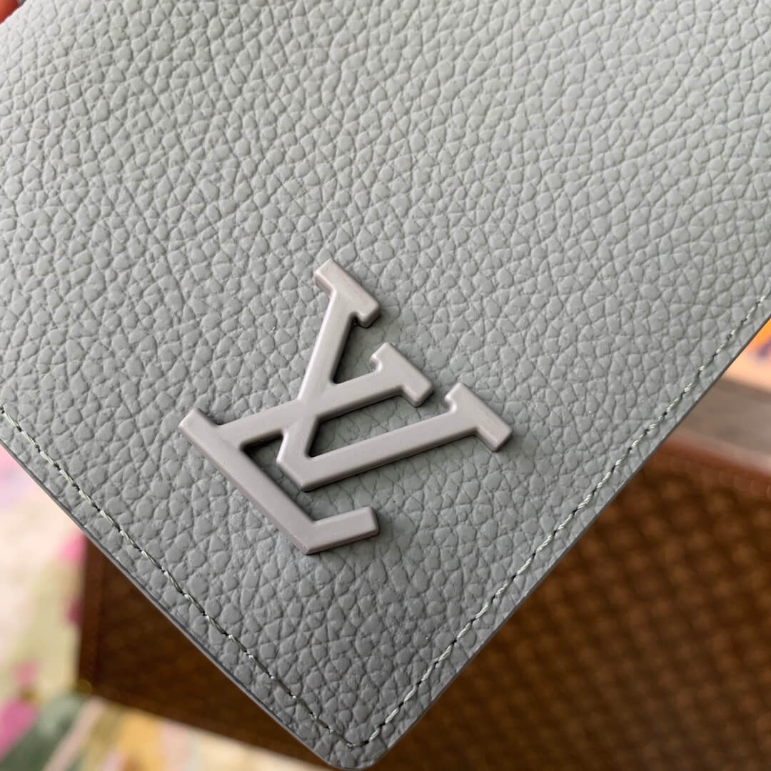 m81153 l aerogram brazza aerogram wallet grey calfskin