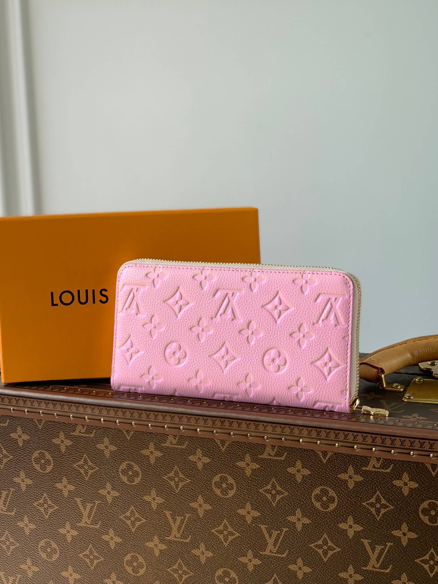 m81299 zippy wallet spring in the city monogram empreinte pink wallet