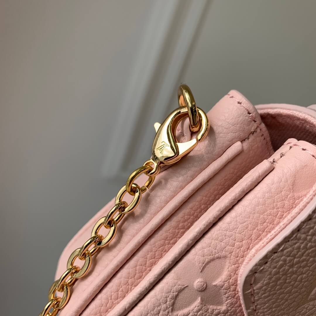gold chain strap pink shoulder bag 
