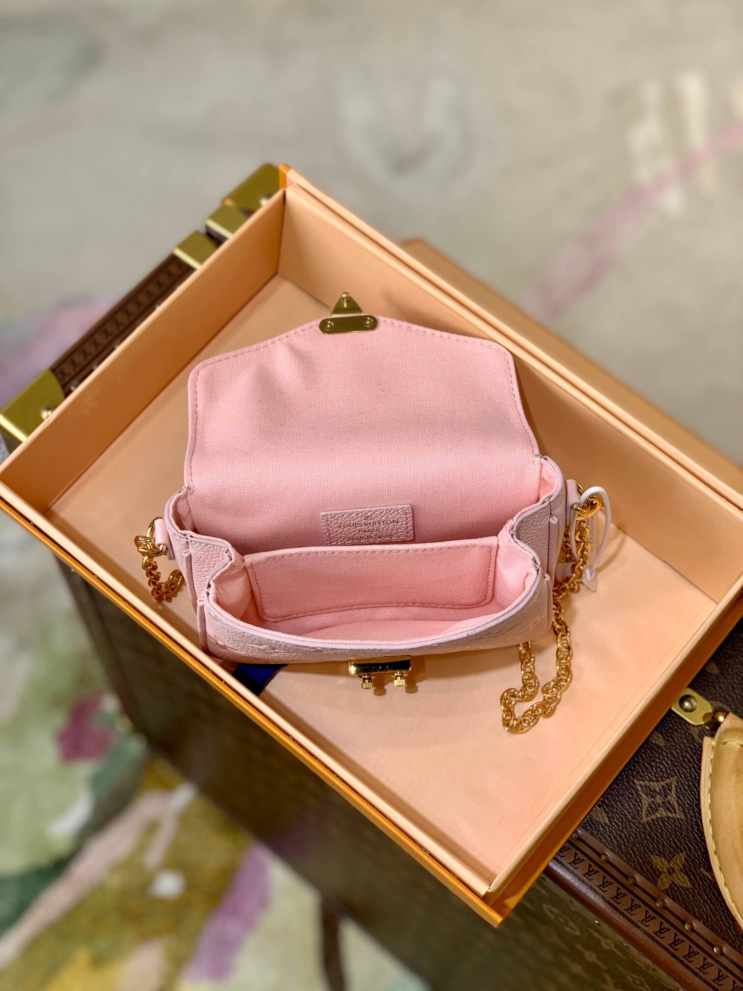 women's style in summer bag