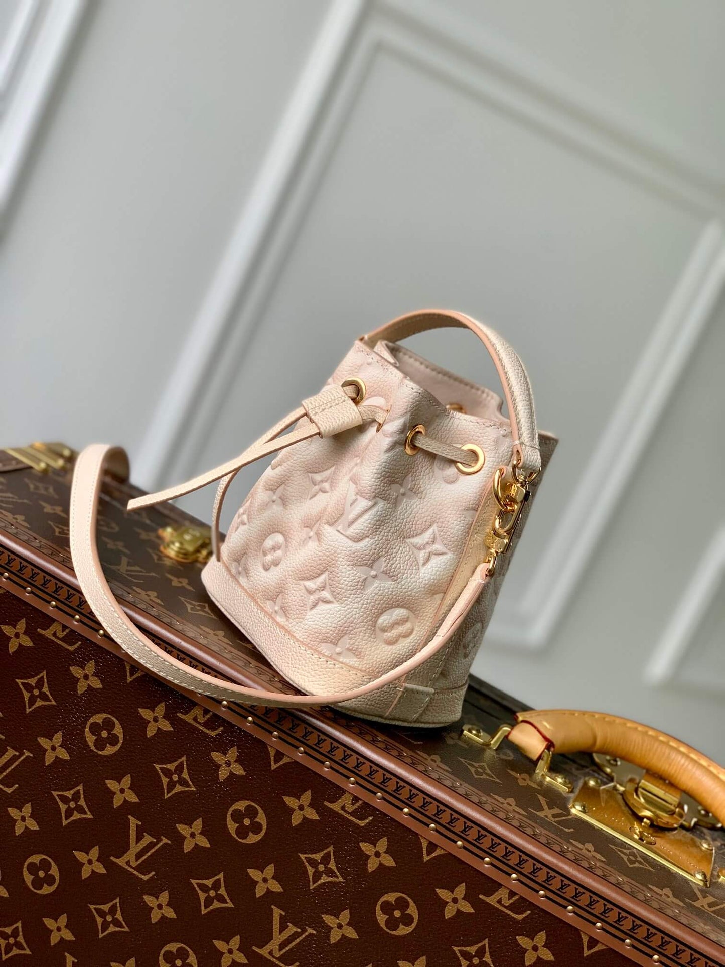 m81463 handbag shoulder bag cross body bags calfskin dirty pink embossing