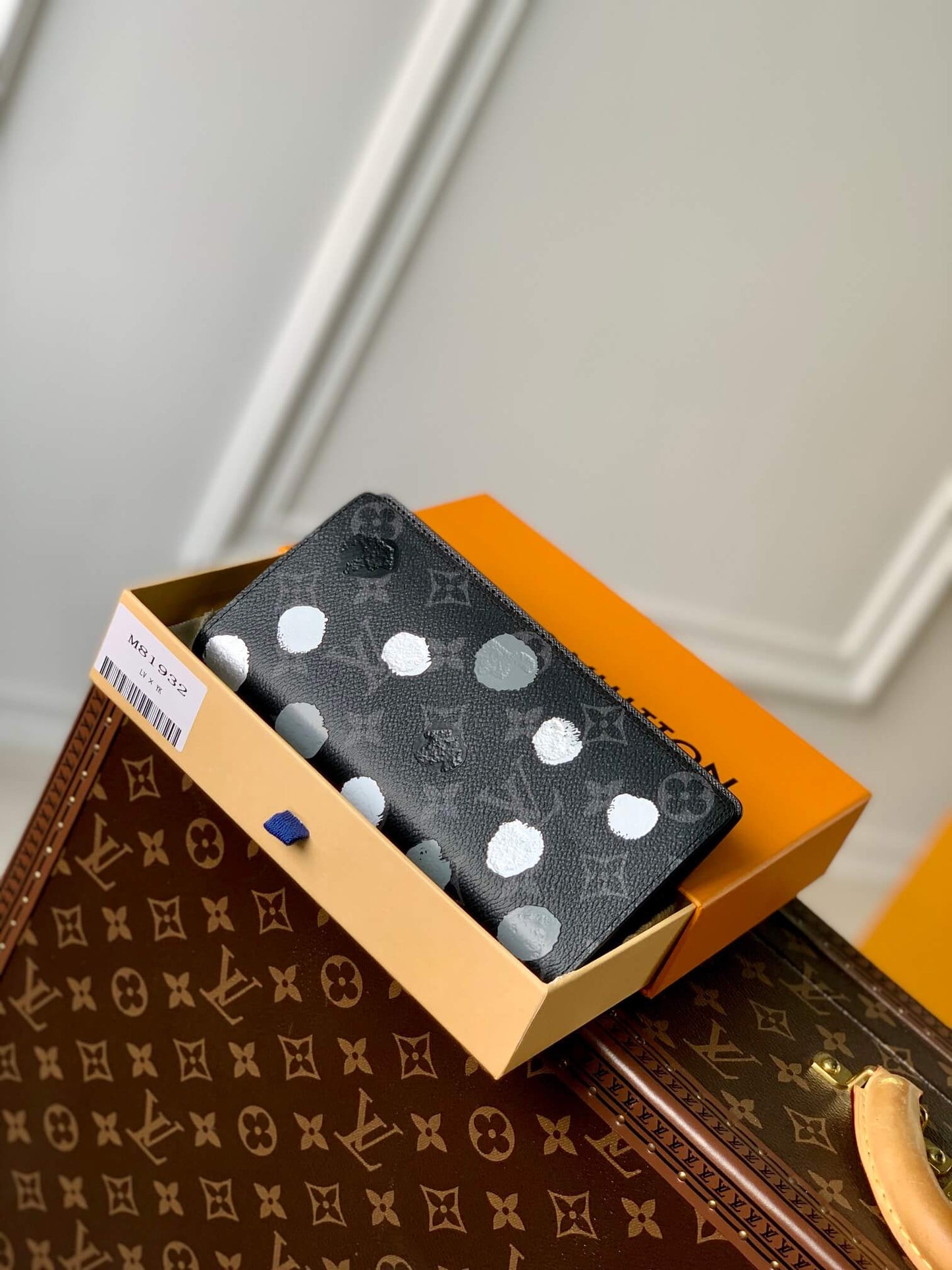 m81932 yk portefeuille brazza wallet black