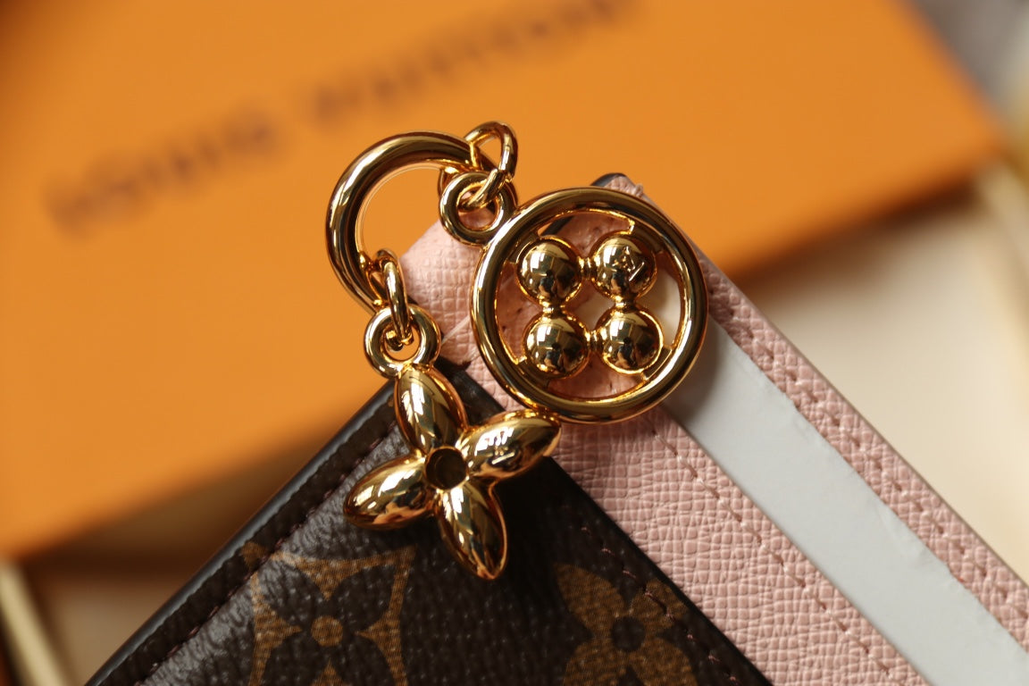 M82739 LV Charms Card Holder Pink