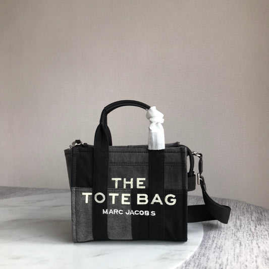 marc jacobs the denim tote bag black small size 34cm