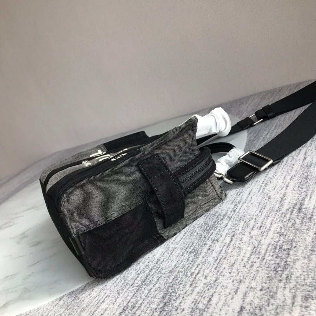 marc jacobs the denim tote bag black small size 34cm