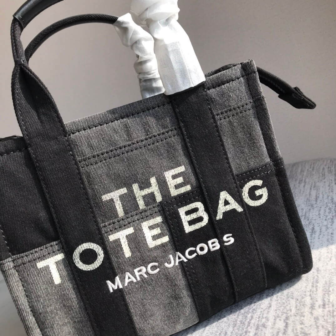 marc jacobs the denim tote bag black small size 34cm