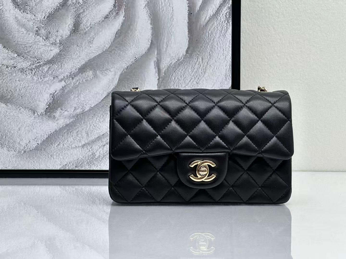 CHA MINI CLASSIC HANDBAG Lambskin A69900 Black Gold