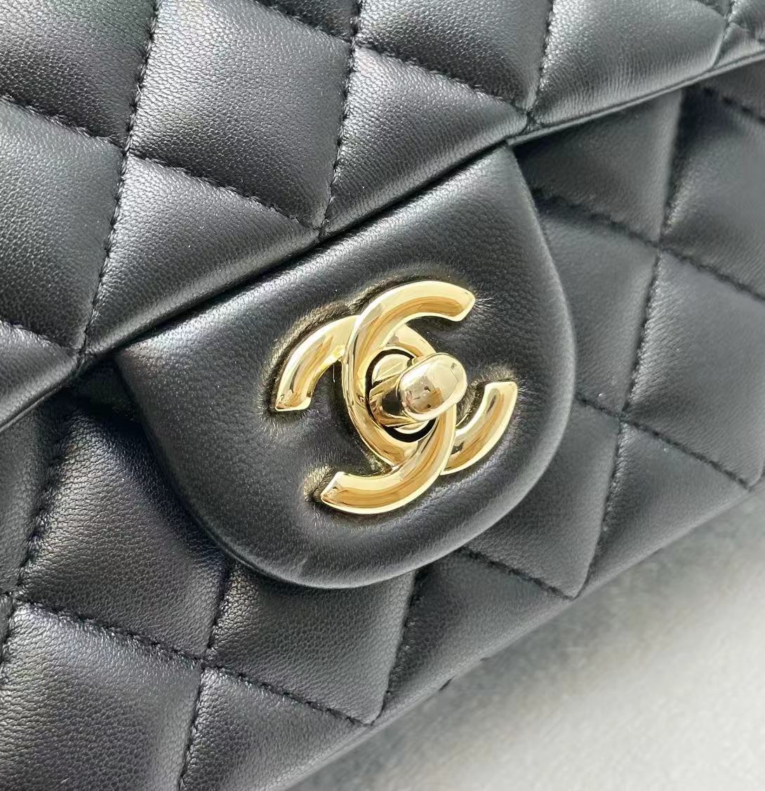 CHA MINI CLASSIC HANDBAG Lambskin A69900 Black Gold