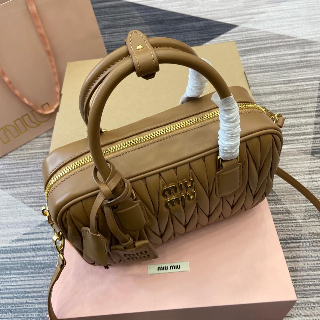 Miu Arcadie Matelasse Bowling Handbag Crossbody Bag 5BB124 Brown