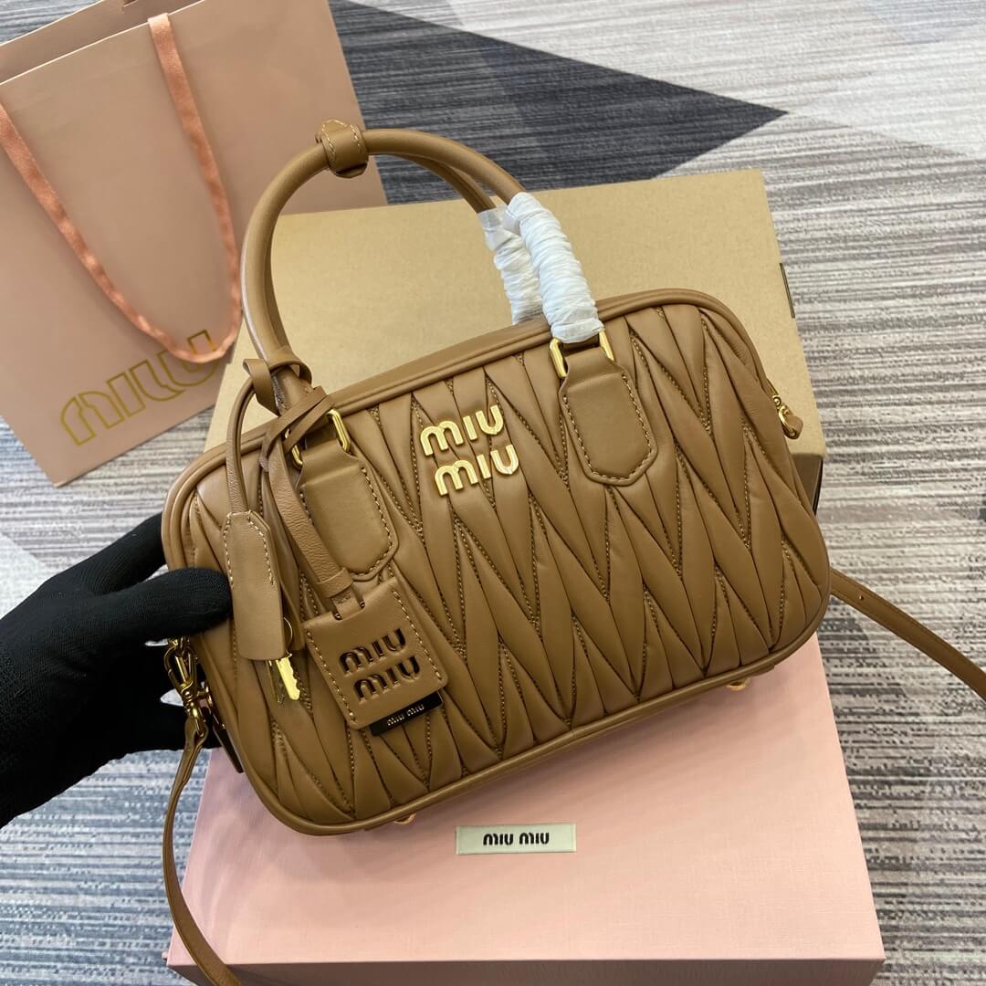 Miu Arcadie Matelasse Bowling Handbag Crossbody Bag 5BB124 Brown