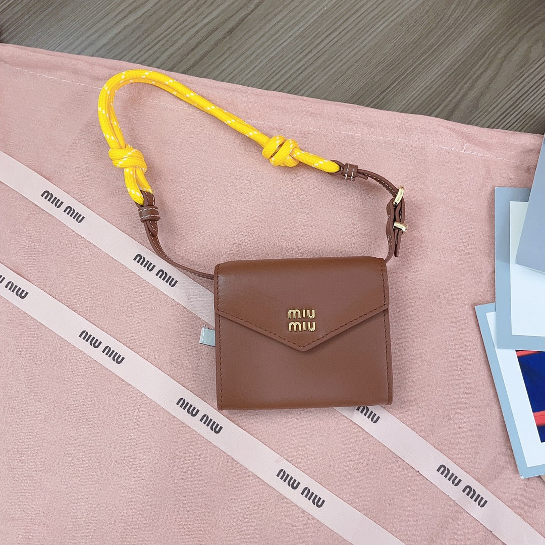 miumiu mini bag 5dn014 brown