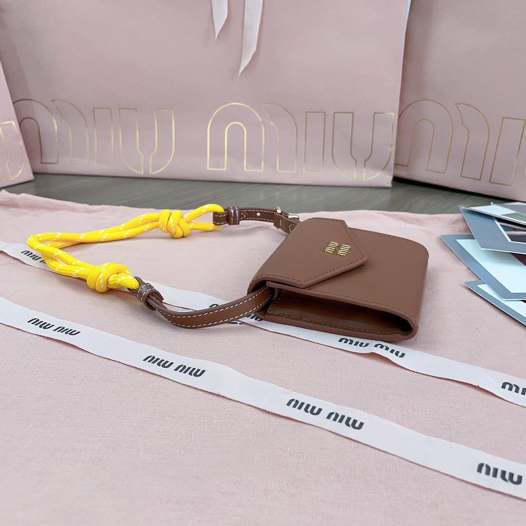 miumiu mini bag 5dn014 brown