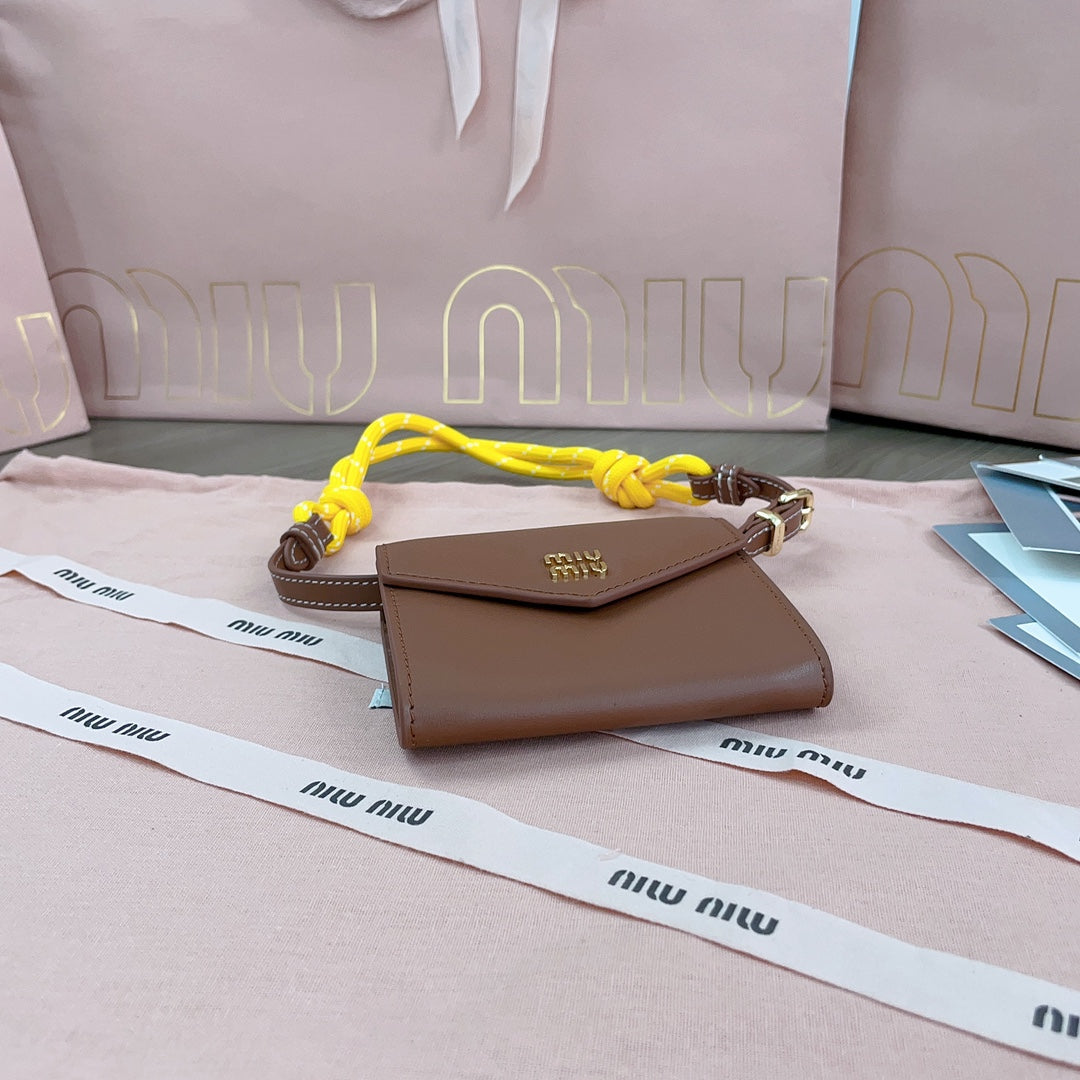 miumiu mini bag 5dn014 brown