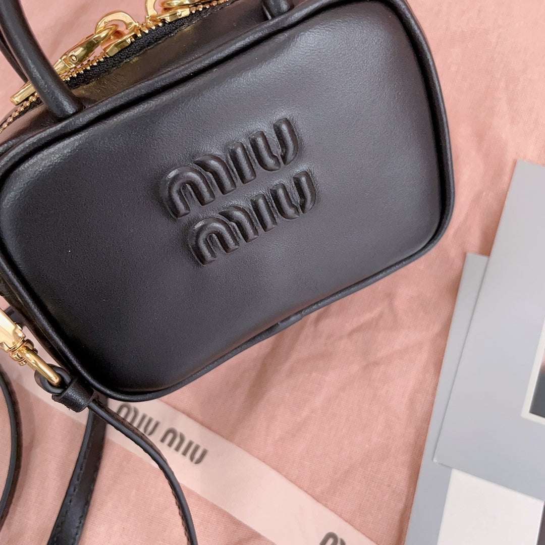 miumiu mini shoulder bag handbag 5nr020 black