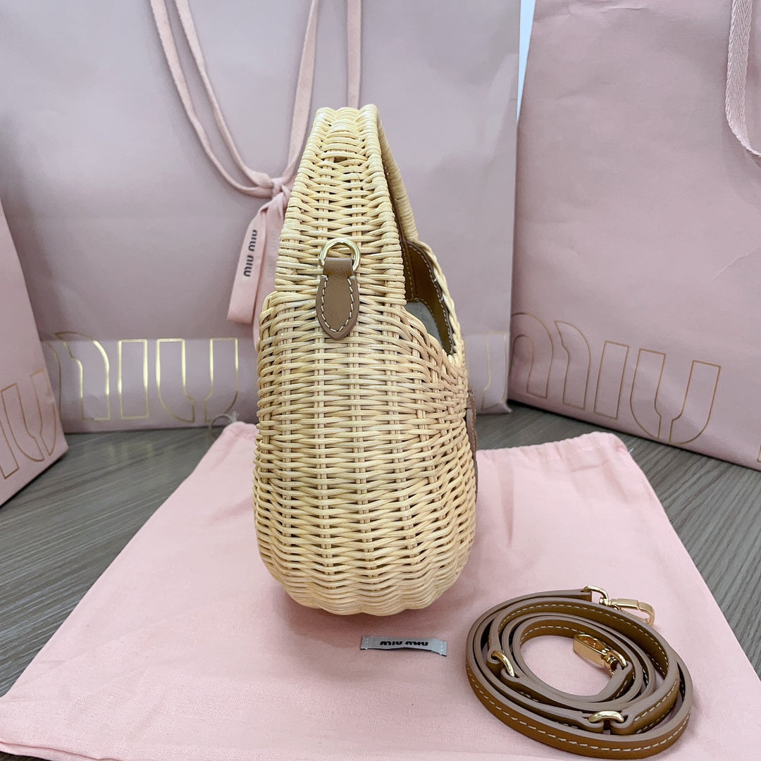 miumiu woven basket bag handbag 5bc125