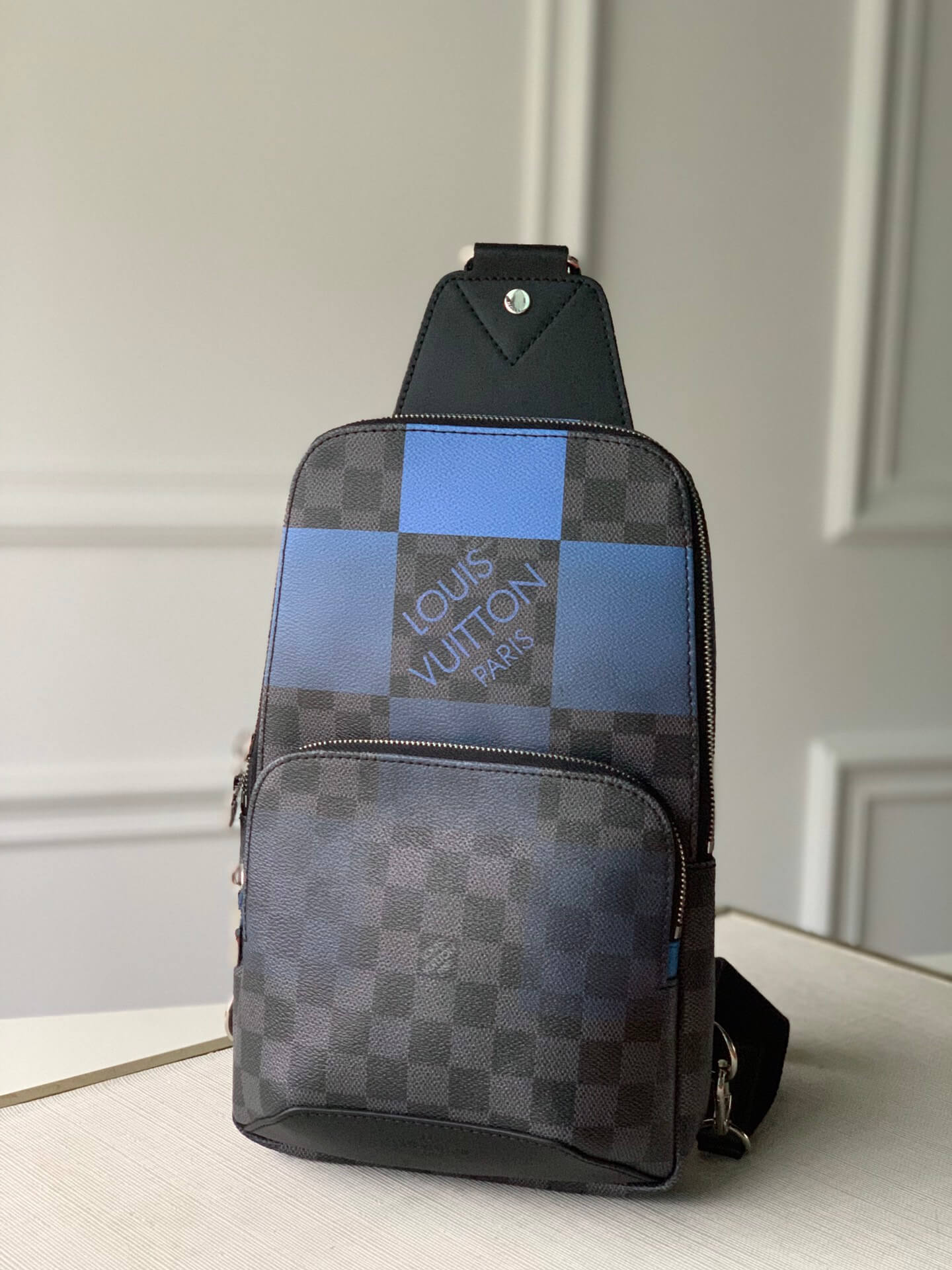 n40403 avenue damier graphite giant chest bag cross body bags blue calfskin mens bag