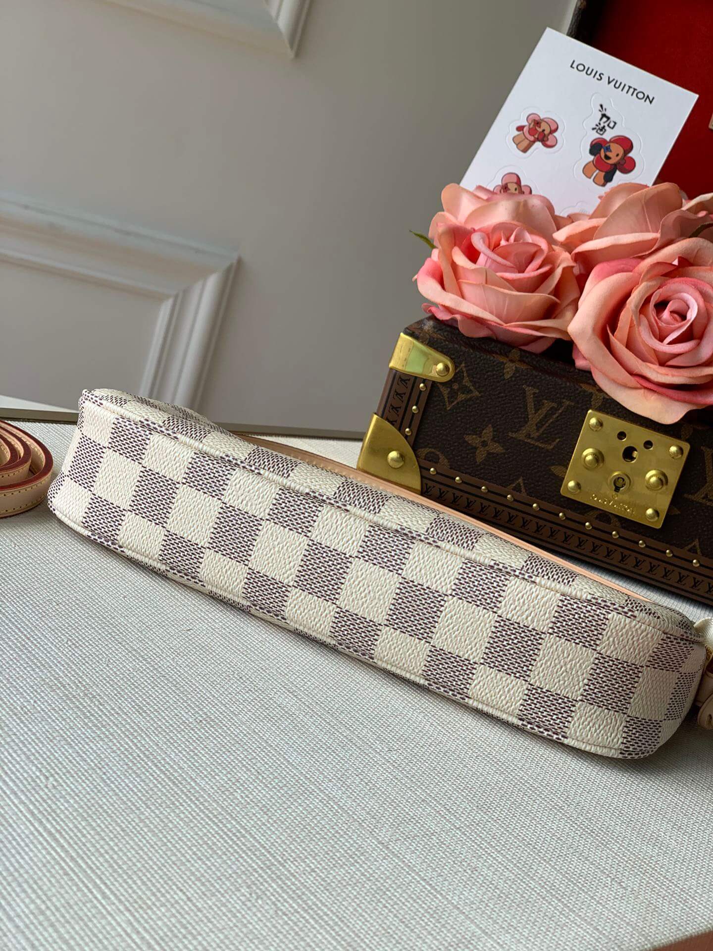 n41207 pochette accessoires damier azur clutch bag shoulder bag