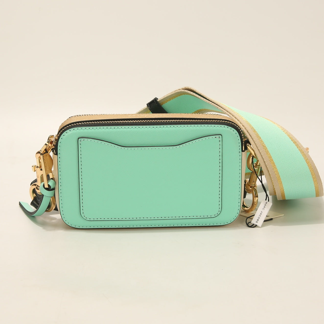 snapshot no111 light green brown khika