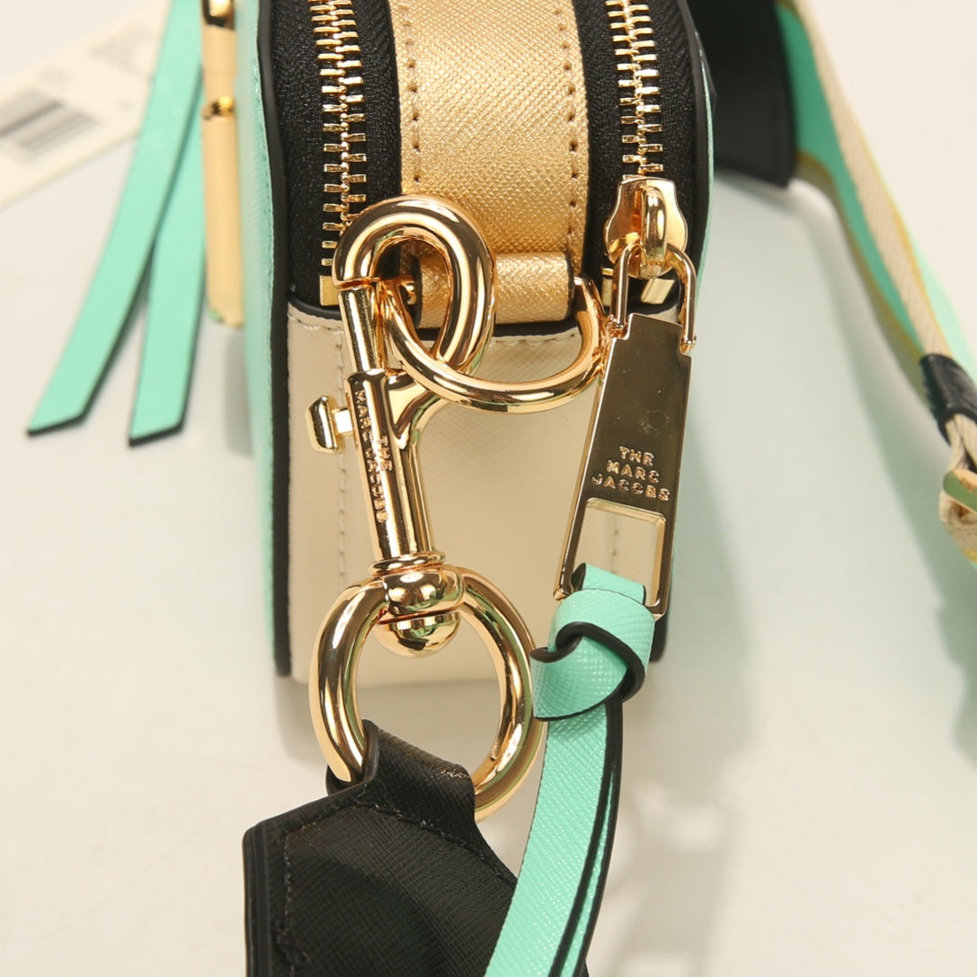 snapshot no111 light green brown khika