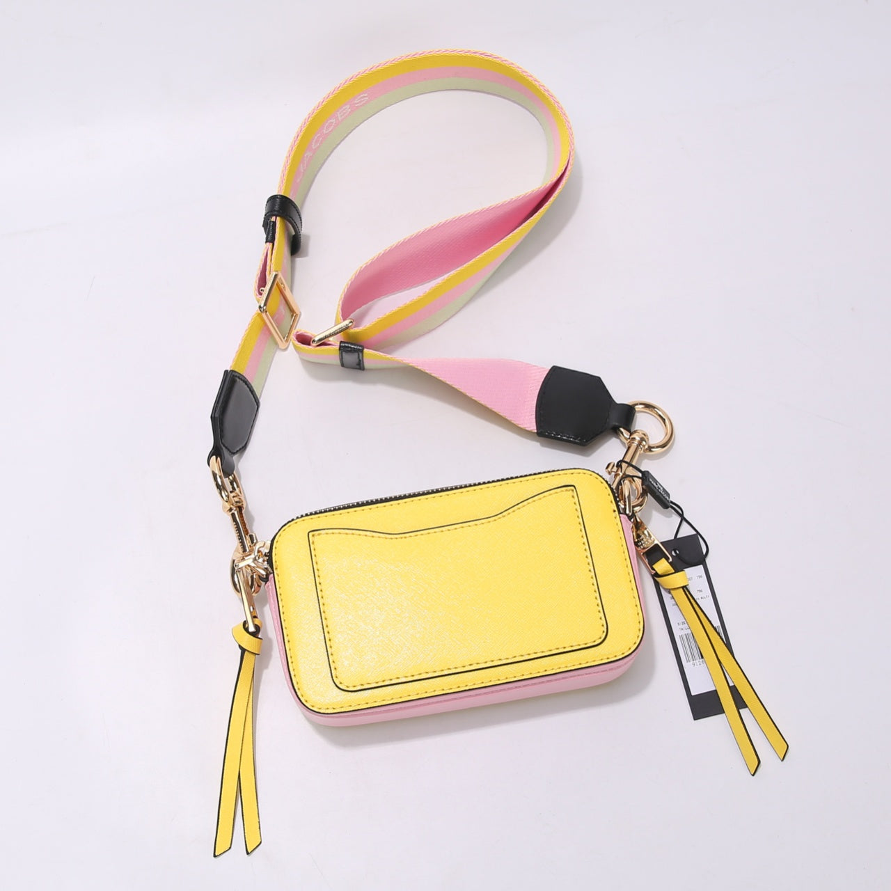 snapshot no113 yellow pink green