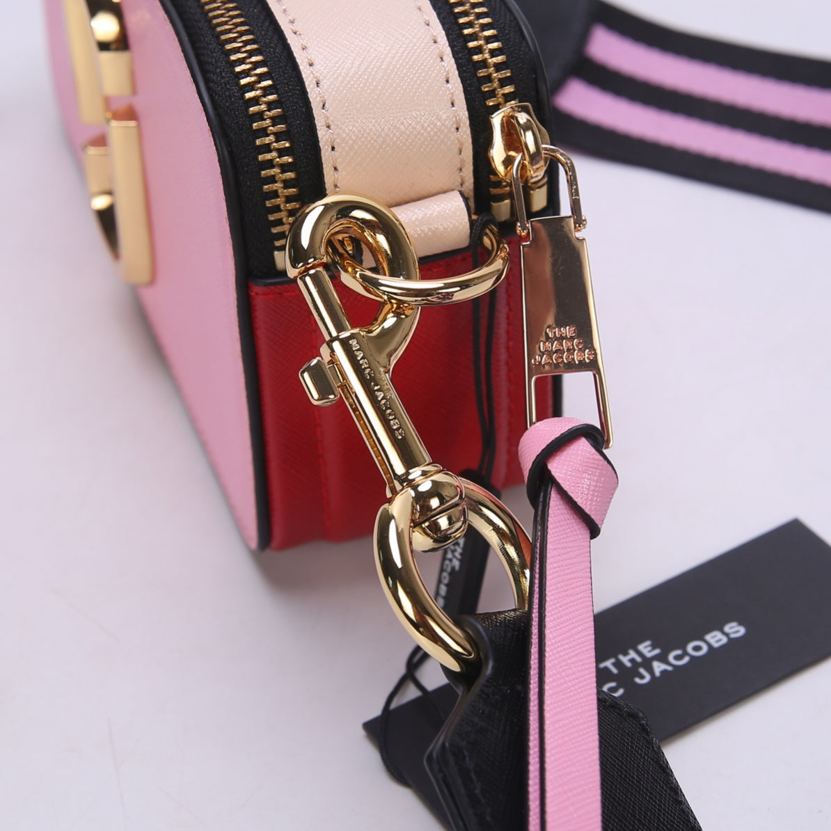 snapshot no127 pink black