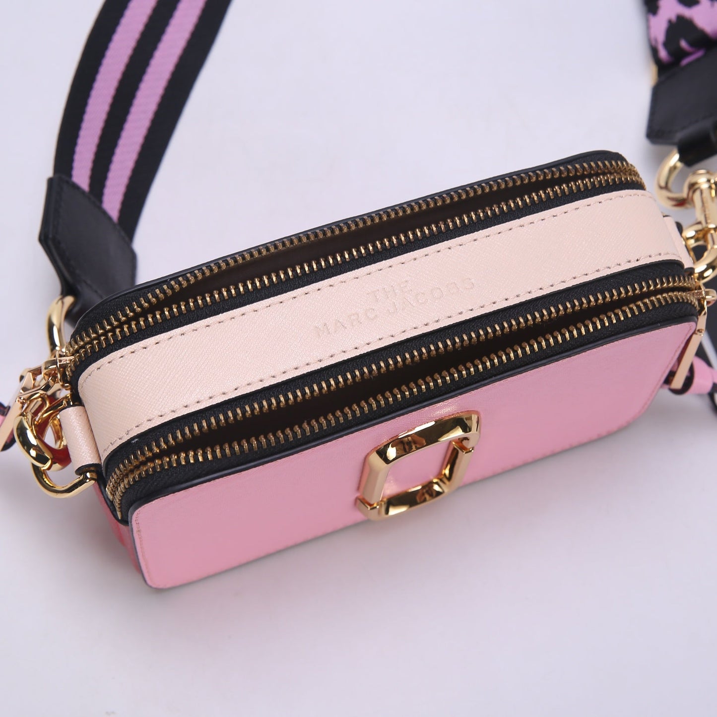 snapshot no127 pink black