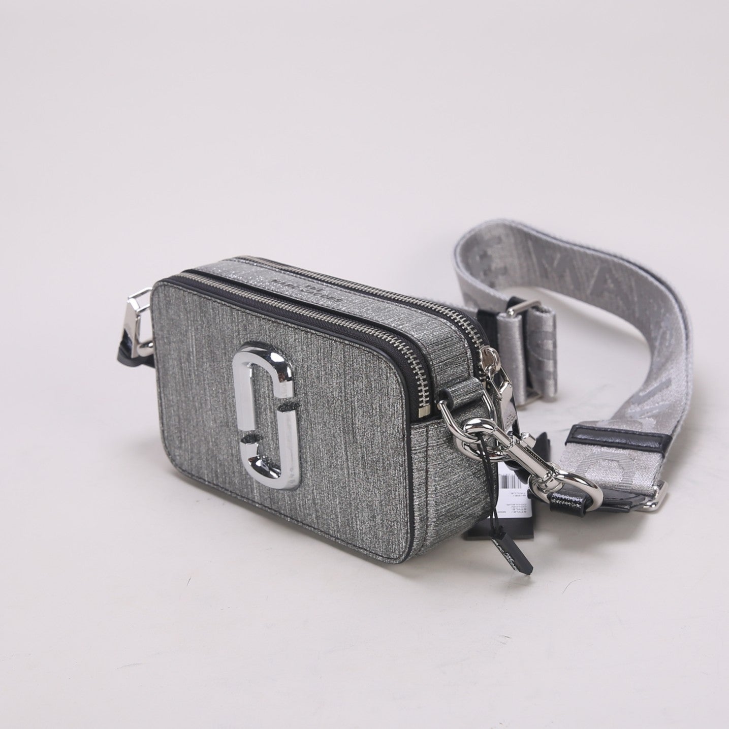 snapshot no141 silver grey