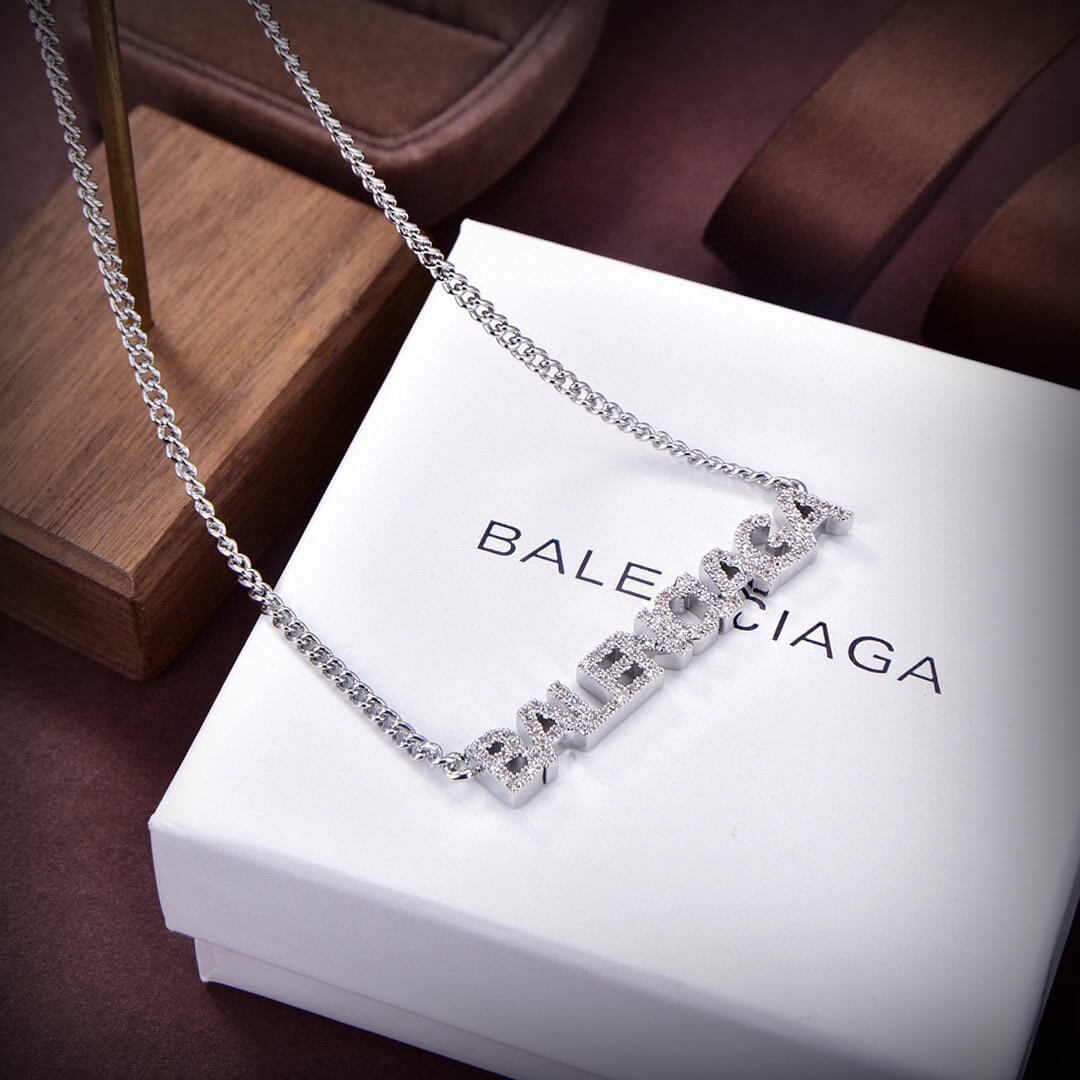 new balenciaga brand new unique necklace xl13168a2