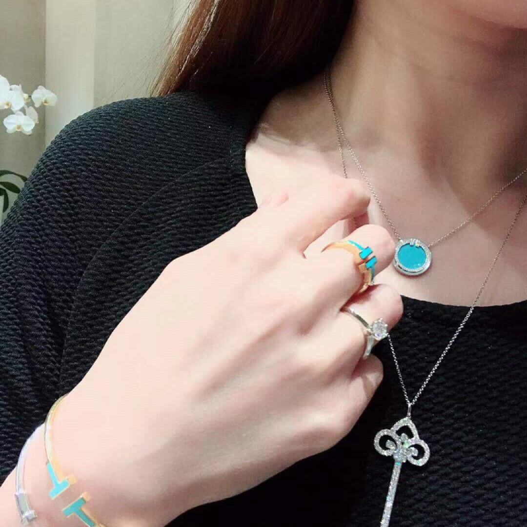 new light luxury t shaped stone ring with white fritillaria opening ring jz13168a12