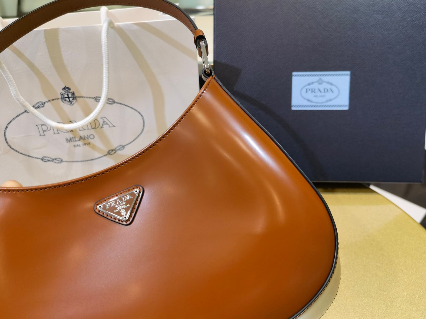 pra 1bc499 new armpit bag 2022 new color medieval armpit bag brown