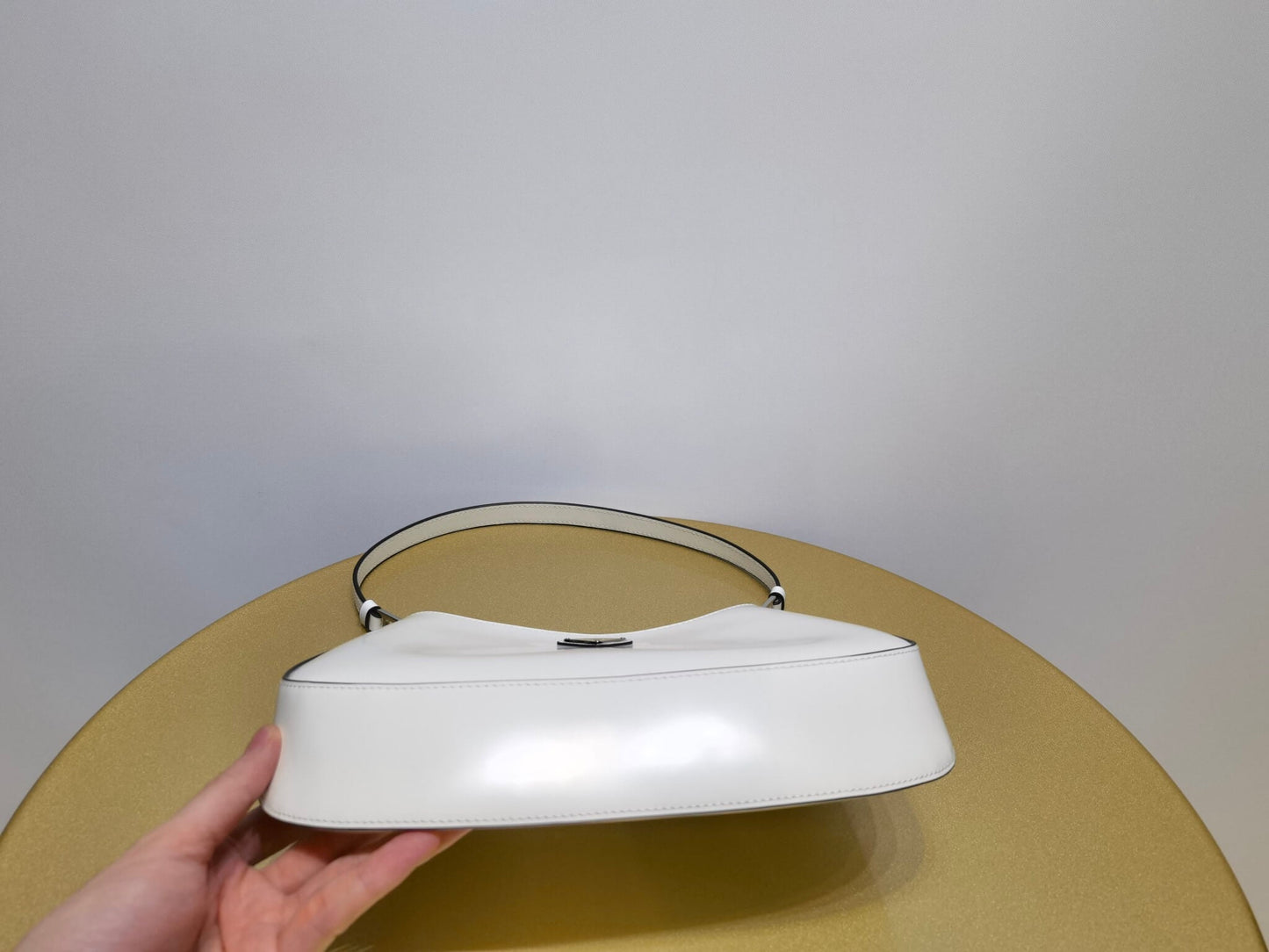 pra 1bc499 cleo brushed leather shoulder bag white