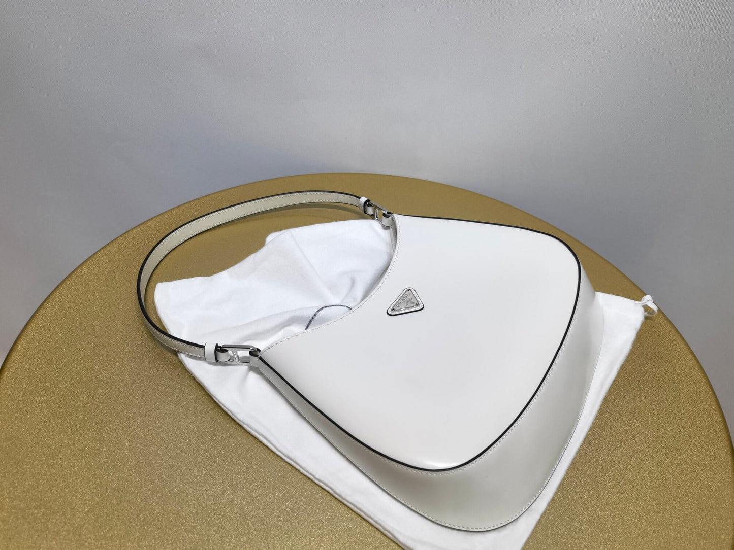 pra 1bc499 cleo brushed leather shoulder bag white