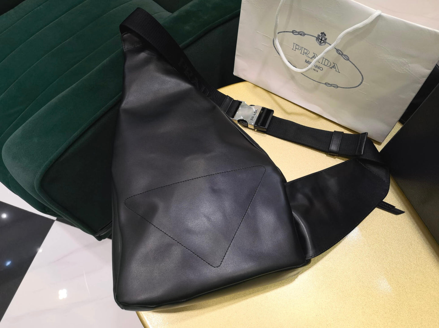 pra 2vz092 full leather backpack black