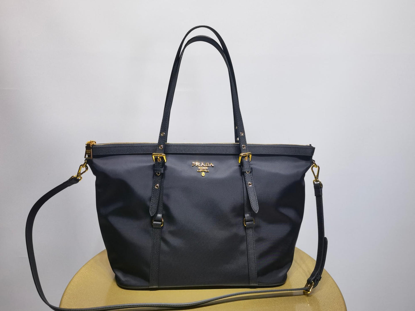 PRA BLACK RECYCLED NYLON TOTE HANDBAG 1BD425