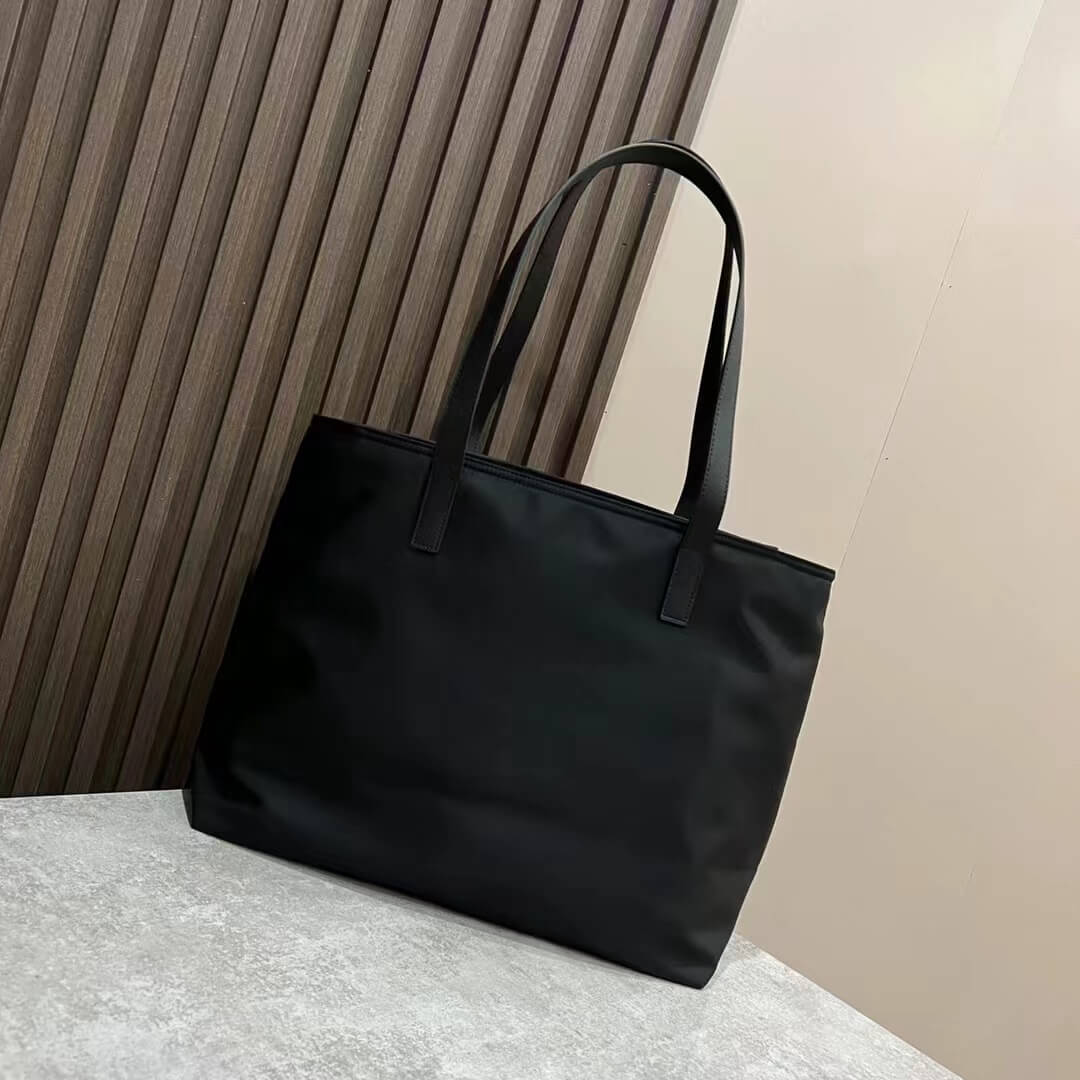 PRA Cabas en Re-Nylon tote bag Black 1BG052