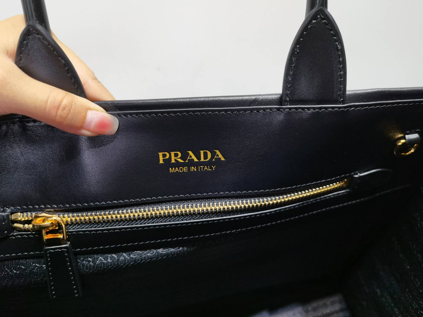 PRADA new tote handbag black 1BA378