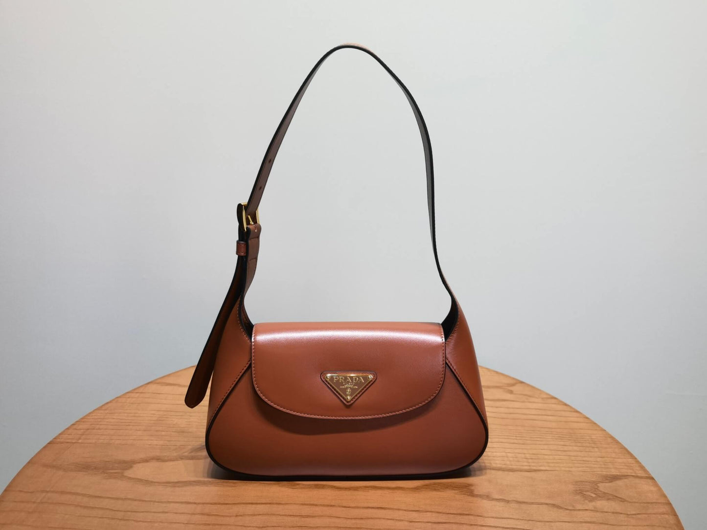 PRA Small leather shoulder bag 1BD358 Brown