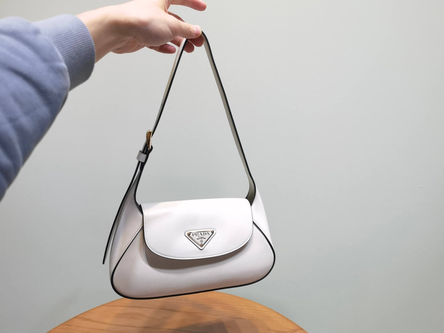 PRA Small leather shoulder bag 1BD358 white